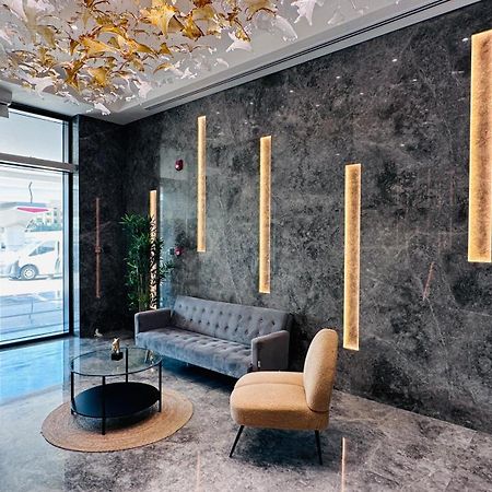 Sunday Sheikh Zayed Road Concord Tower By Belvilla Dubaï Extérieur photo
