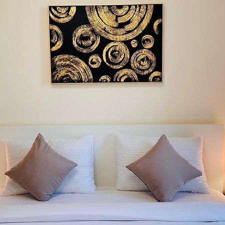 Sunday Sheikh Zayed Road Concord Tower By Belvilla Dubaï Extérieur photo